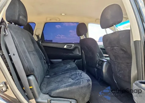 2015 Nissan Pathfinder S z USA, uszkodzony, nr VIN 5N1AR2MN0FC660800